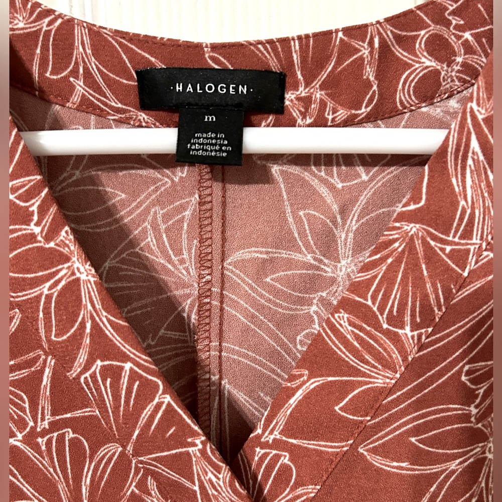 Halogen Ruffle Sleeve Shift Dress- Medium - Picture 6 of 8